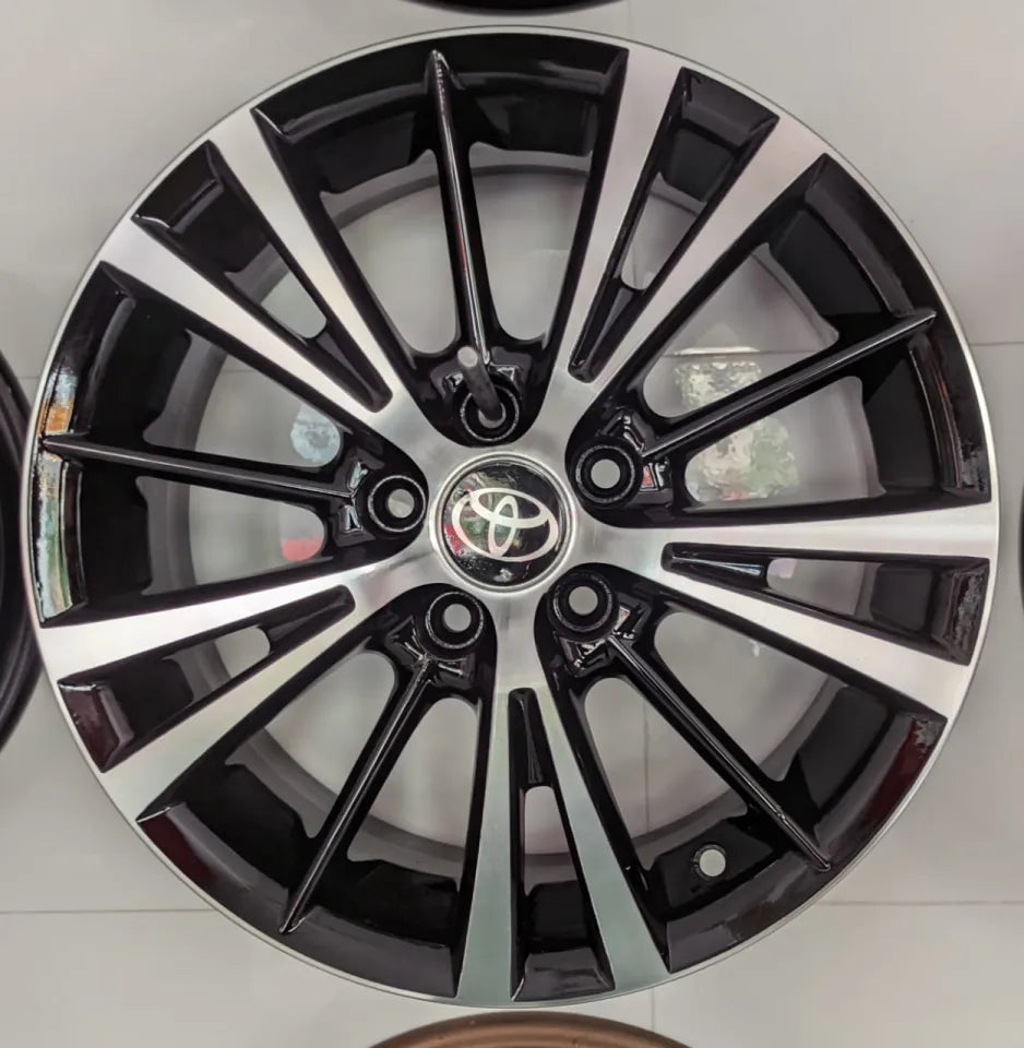 Premium Wheel Covers – Enhance Your Car’s Wheels in Every Size